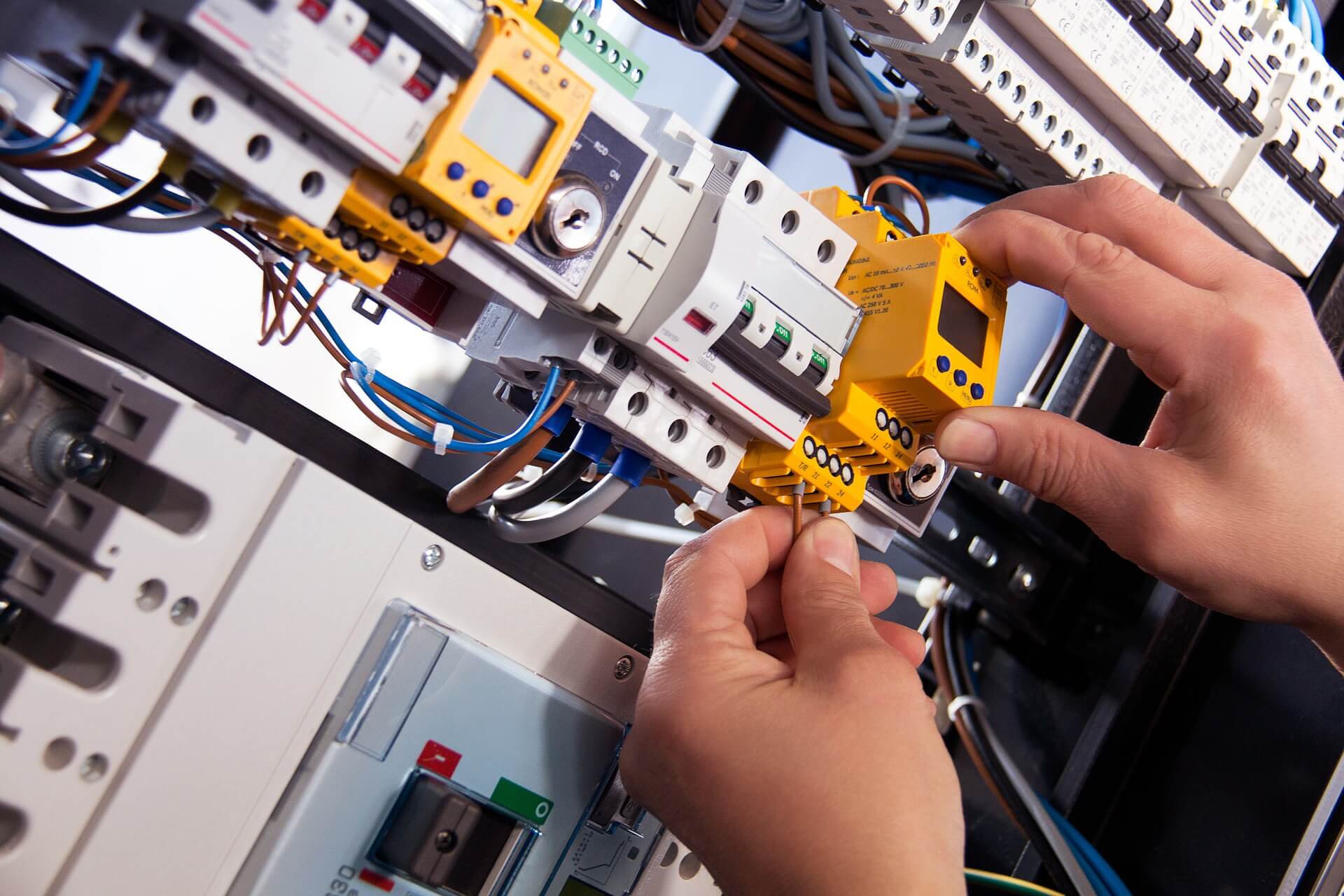 electrical repair, Emergency Electricians